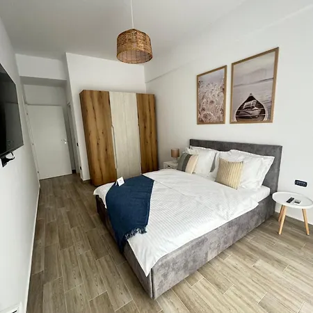 Mianelly Casa Del Mar