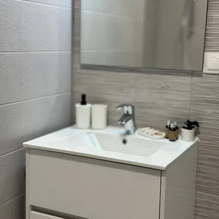 Mianelly Casa Del Mar *