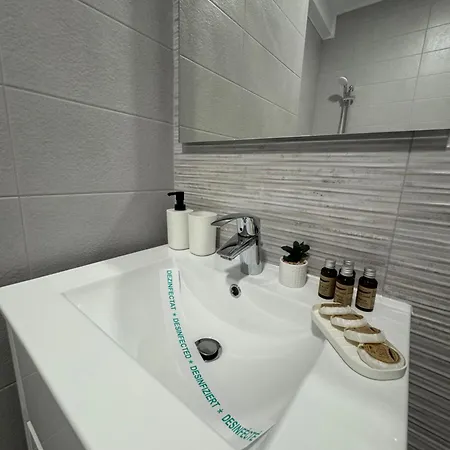 Mianelly Casa Del Mar *