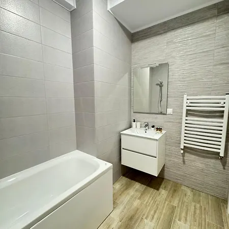 Mianelly Casa Del Mar *