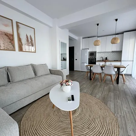 Mianelly Casa Del Mar Апартаменты