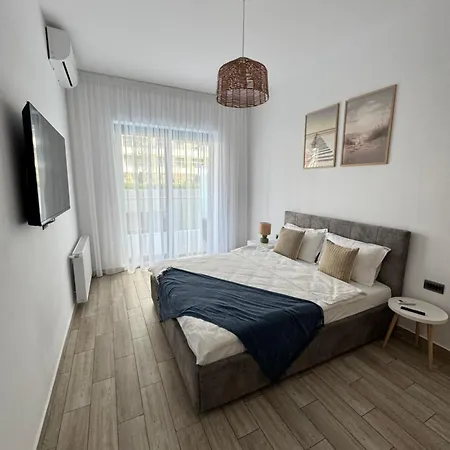 Mianelly Casa Del Mar *