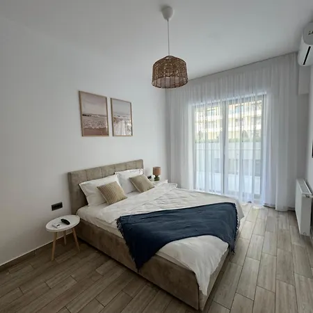 Mianelly Casa Del Mar