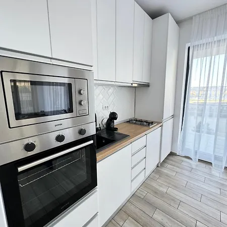 Mianelly Casa Del Mar