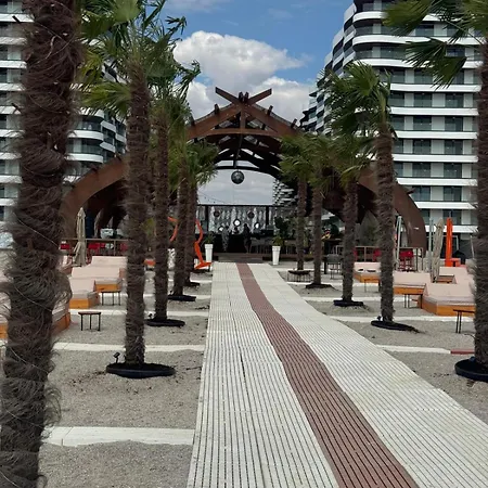 Mianelly Casa Del Mar *