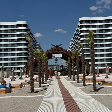 Mianelly Casa Del Mar