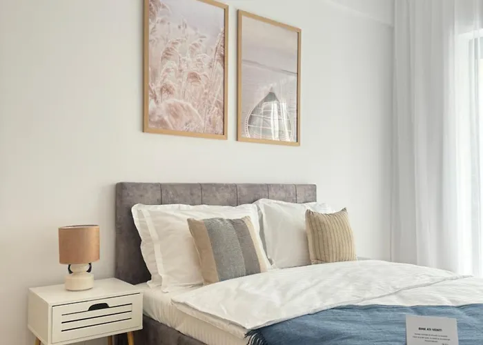 Mianelly Casa Del Mar מאמאיה