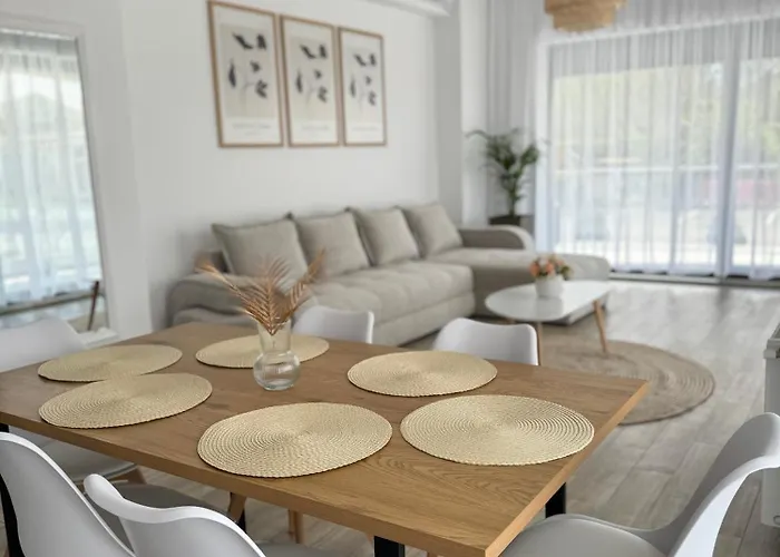 Mianelly Casa Del Mar מאמאיה