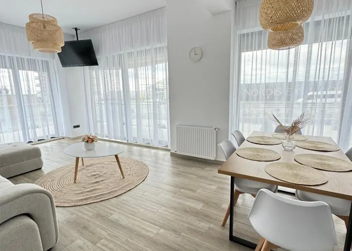 Mianelly Casa Del Mar *