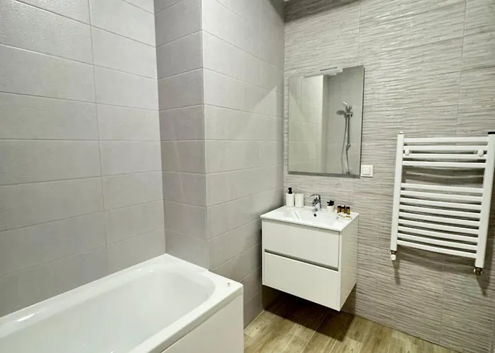 Mianelly Casa Del Mar *