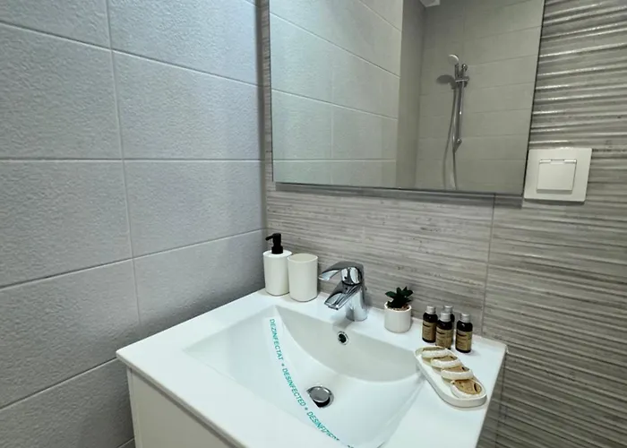 Mianelly Casa Del Mar מאמאיה