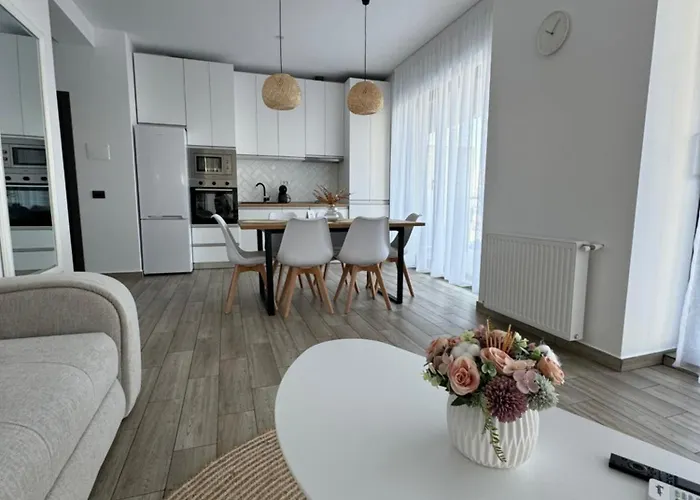 Mianelly Casa Del Mar מאמאיה