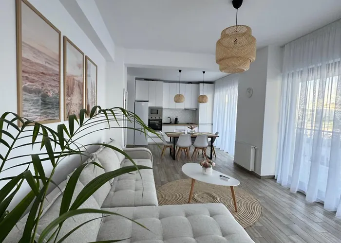 Mianelly Casa Del Mar