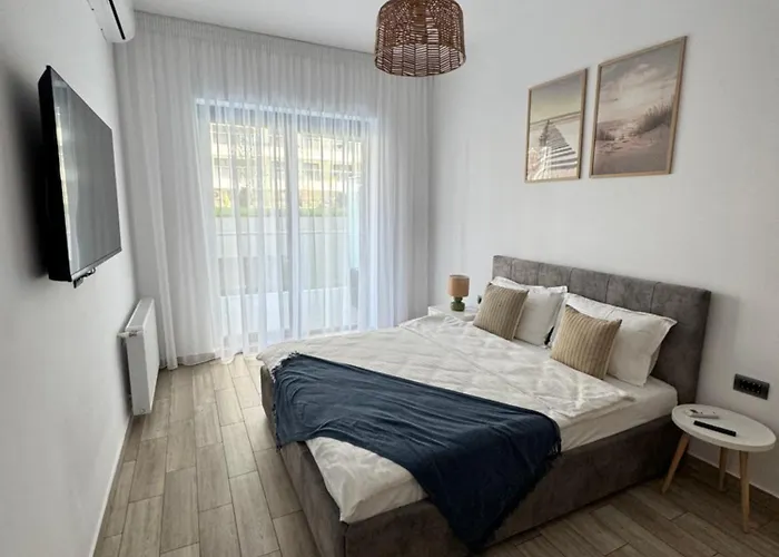 Mianelly Casa Del Mar *