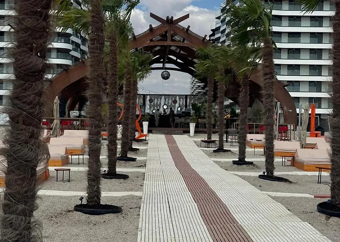 Mianelly Casa Del Mar *