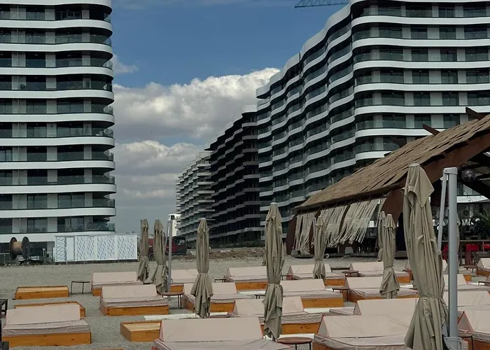 Mianelly Casa Del Mar