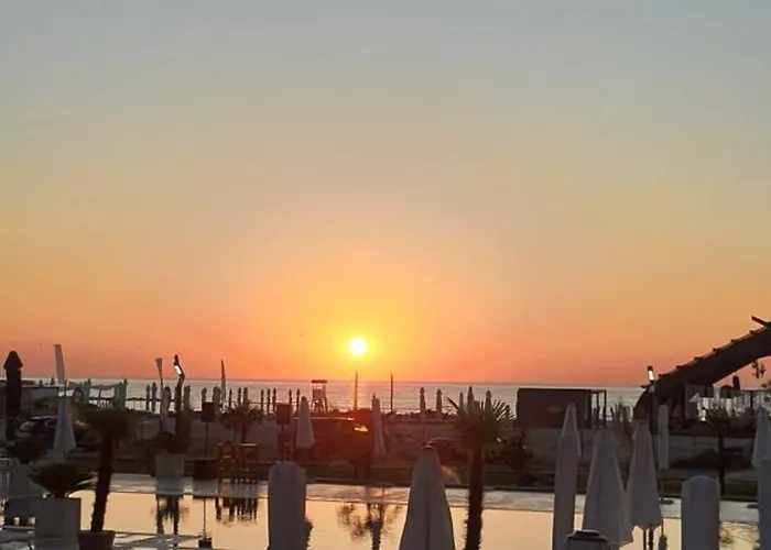 Mianelly Casa Del Mar *