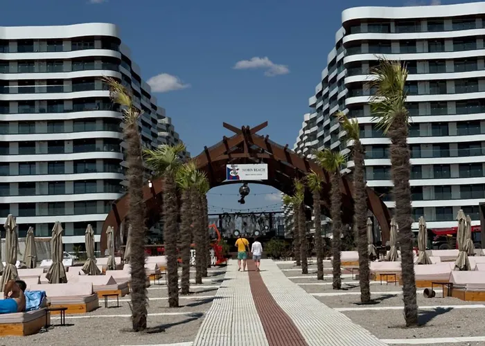 Mianelly Casa Del Mar